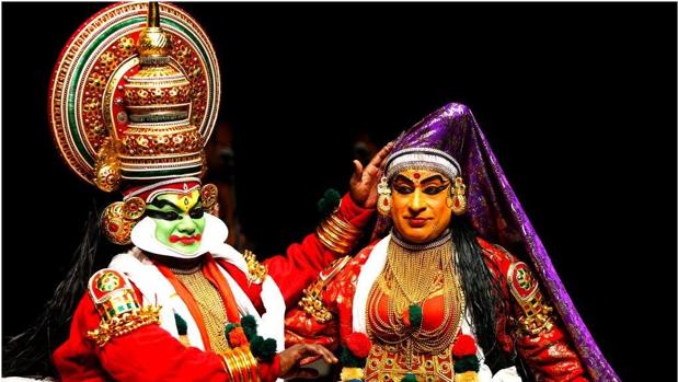 Un Quijote lleno de color a ritmo de teatro Kathakali