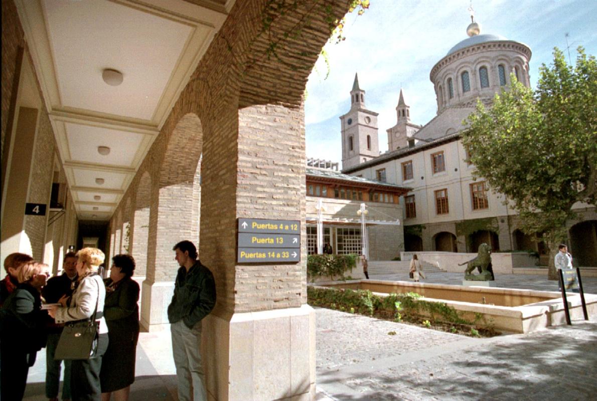 Edificio Pignatelli, sede central del Gobierno aragonés