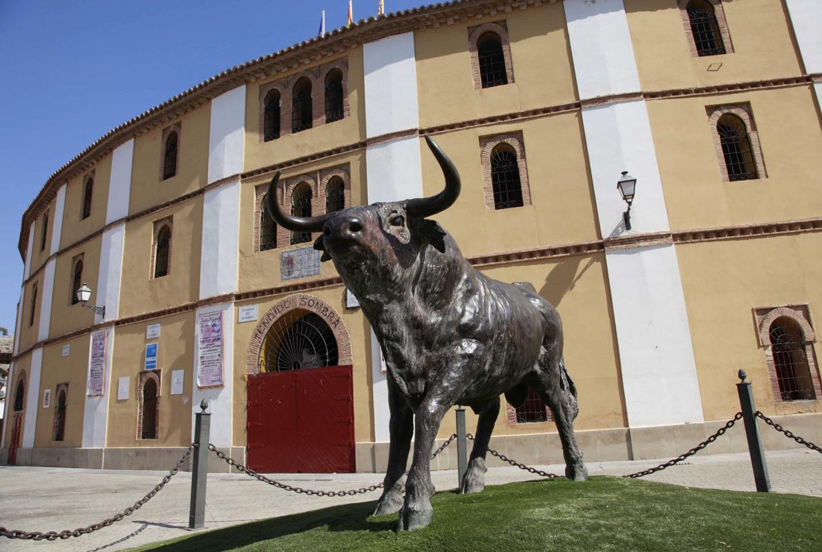 La Plaza de Toros de Calatayud, inaugurada en 1877, es una de las de mayor abolento de España