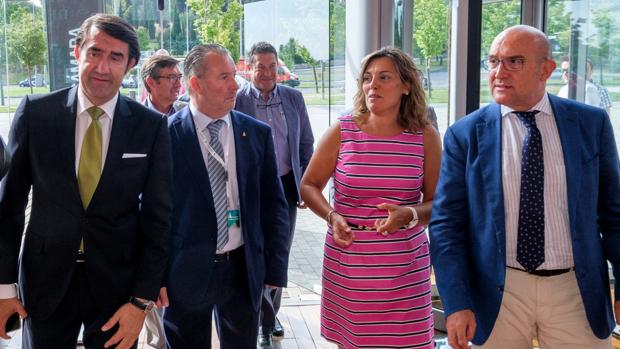 Suárez-Quiñones, Dujo, Marcos y Carnero, ayer antes de la inauguración del IX Congreso autonómico de Asaja