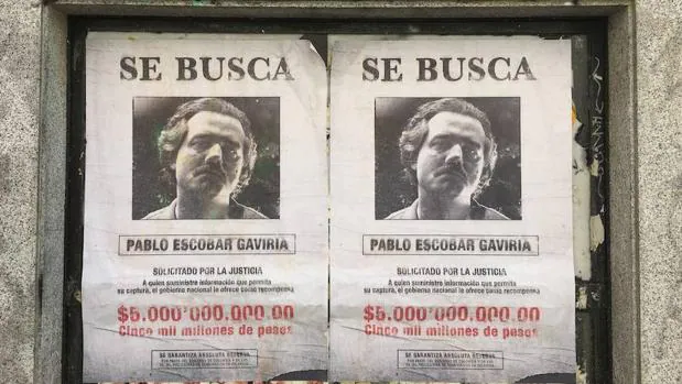 Carteles con la imagen del narcotraficante Pablo Escobar, en el barrio de Malasaña