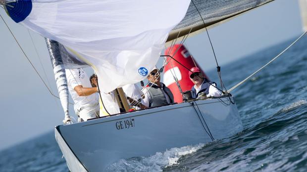 Don Juan Carlos compite en el Trofeo Príncipe de Asturias