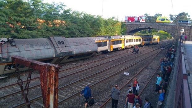Imagen del tren descarrilado en la O Porriño (Pontevedra)