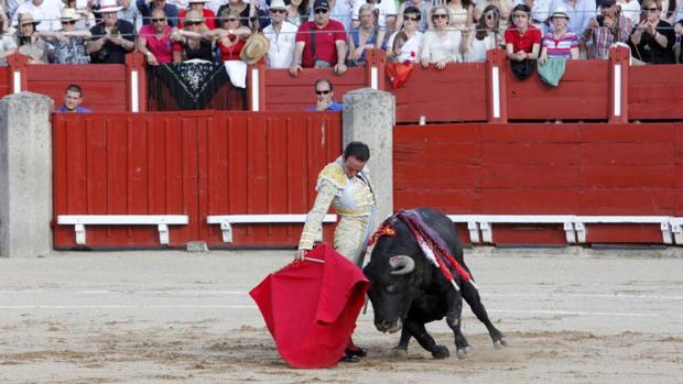 Así de relajado toreó Enrique Ponce en la corrida del Corpus de este año