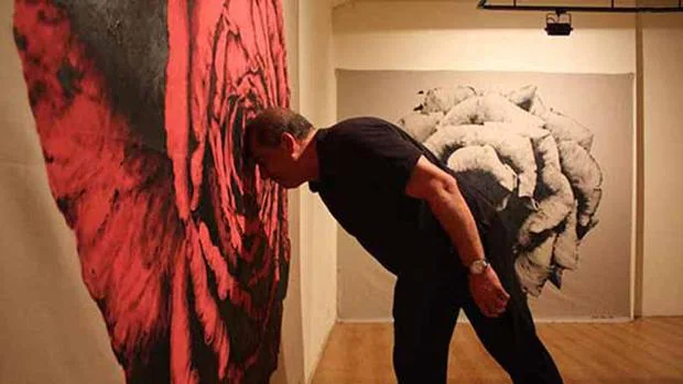 El pintor canario Fernando Álamo expone sus huellas en 'La Rosa de los Vientos'