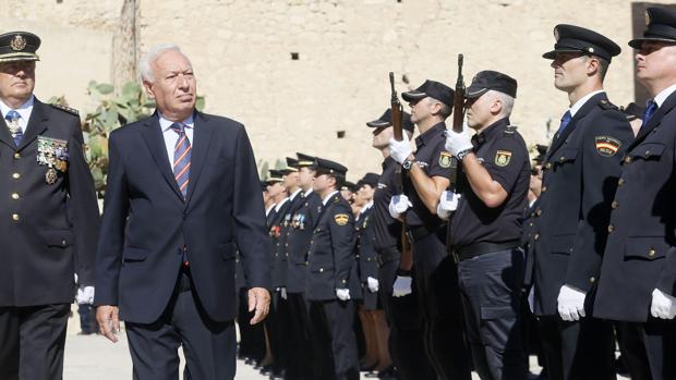 Margallo, ayer en Alicante durante la celebración de los Ángeles Custodios de la Policía Nacional