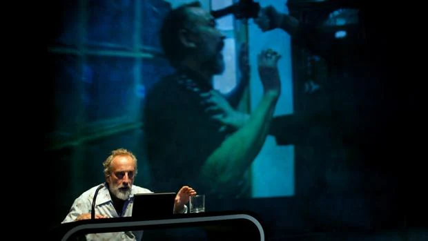 El actor Gonzalo de Castro interpreta 'Idiota' en El Pavón Teatro Kamikaze