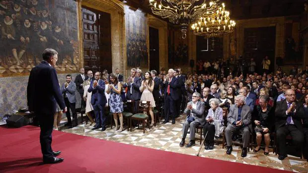 Ximo Puig apela en el 9 d'Octubre a la unidad de los valencianos para lograr una nueva financiación