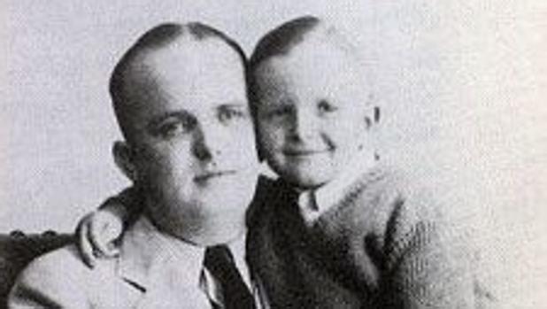 Truman Capote era canario de adopción