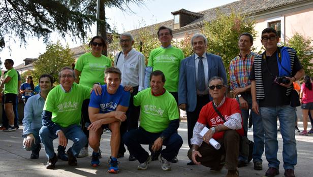 La salida, en Toledo, con el rector, Miguel Ángel Collado, y el concejal de Deportes, Juan José Pérez del Pino