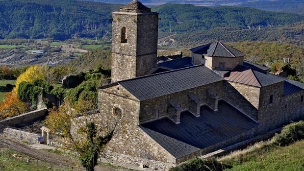 El Monasterio de San Victorián se encuentra en la comarca del Sobrarbe, en el Pirineo aragonés