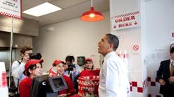 El secreto de la hamburguesa de Five Guys que conquistó a Obama