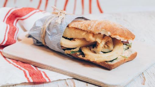 Bocadillo de calamares «inesperado» del Chiringuito del Señor Martín