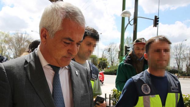 El juez imputa a un patrono de Fundación Unicaja por el chivatazo a Luis Pineda