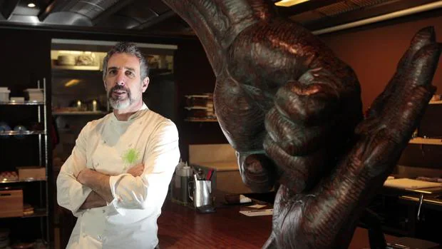 El chef Pepe Solla, al frente del restaurante Casa Solla, en Poio, un Estrella Michelin