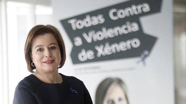 Susana López Abella, responsable de Igualdade de la Xunta, momentos antes de la entrevista con ABC