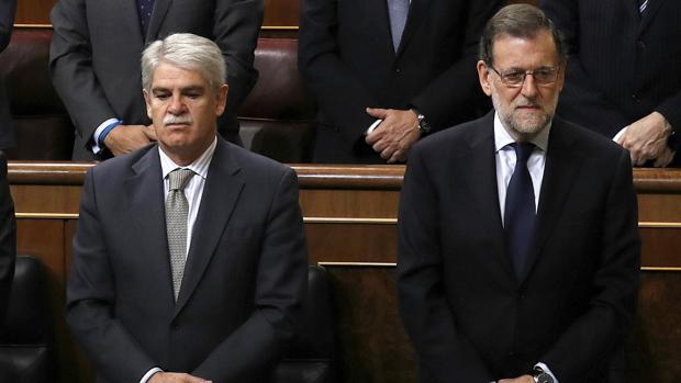 Alfonso Dastis y Mariano Rajoy
