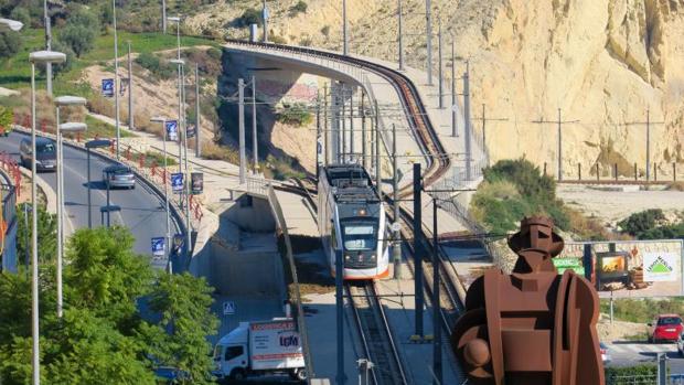 El túnel de la Serra Grossa para el Tram, una de las obras de mayor envergadura