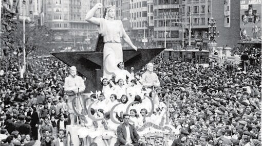 Imagen de la cabalgata de 1937 celebrada en Valencia