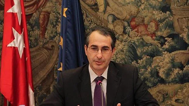Fernando Suárez Bilbao, nuevo rector de la UNiversidad Rey Juan Carlos