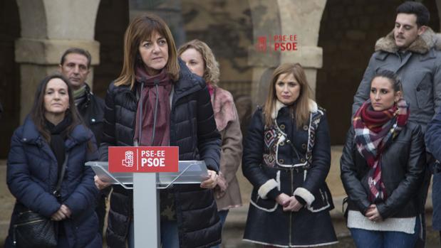 Mendía insta al PSOE a elegir cuanto antes un nuevo líder «para recuperar la unidad interna»