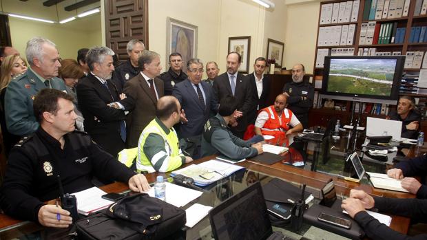 Imagen de la visita del ministro del Interior al centro de Emergencias de Orihuela, Alicante