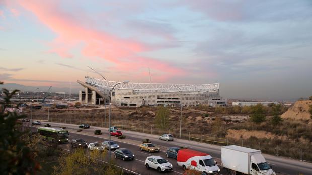 La Comunidad rechaza el plan del Ayuntamiento para ceder la Peineta al Atlético de Madrid