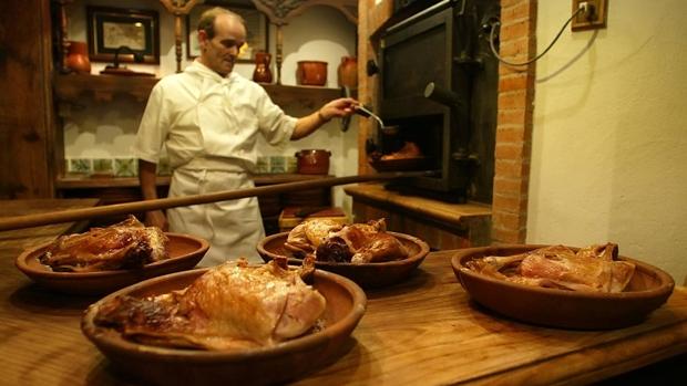 El chef Miguel Cobo, en su restaurante burgalés Cobo Vintage