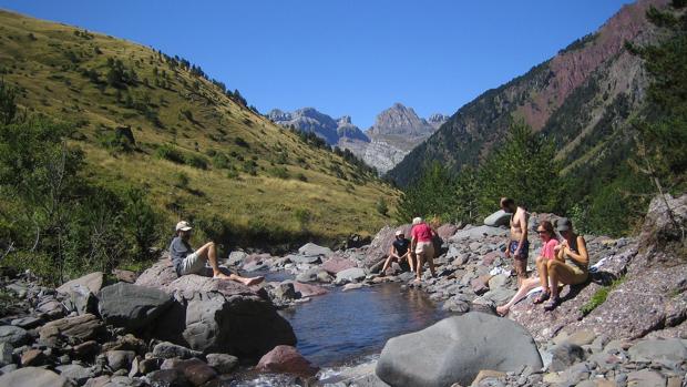 El Pirineo atrae a miles de visitantes durante todo el año