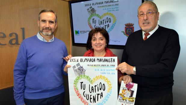 La concejal de Deportes, Nohemí Gómez-Pimpollo, el director del Colegio, Gregorio Pérez, y el coordinador general de la Olimpiada, Antonio Víctor, han presentado la competición