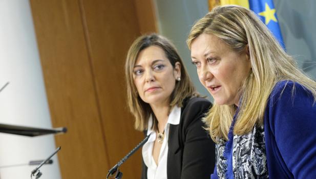 Milagros Marcos y Pilar del Olmo en la rueda de prensa posterior al Consejo de Gobierno