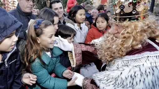 Imagen de la llegada de los Reyes al puerto de Valencia en la Cabalgata de 2016