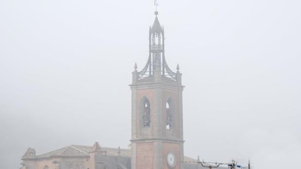 Niebla matinal en Sagunt esta semana, en una imagen difundida en Twitter por Aemet