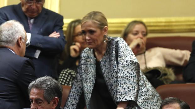 Cifuentes medita exigir su propio código ético a todo el PP