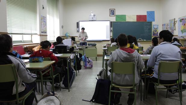 Comienza la negociación de la modificación de las plantillas jurídicas de Educación