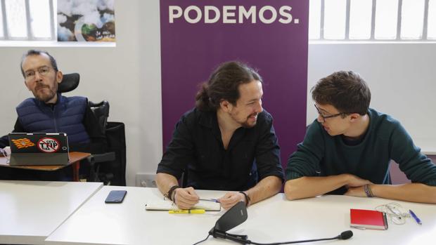 Errejón avisa de que «no vale cualquier acuerdo» e Iglesias le acusa de haber querido apoyar a Sánchez