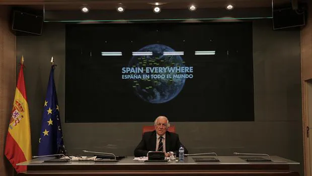 El Alto Comisionado para la Marca España, Espinosa de los Monteros, presentó el vídeo este martes