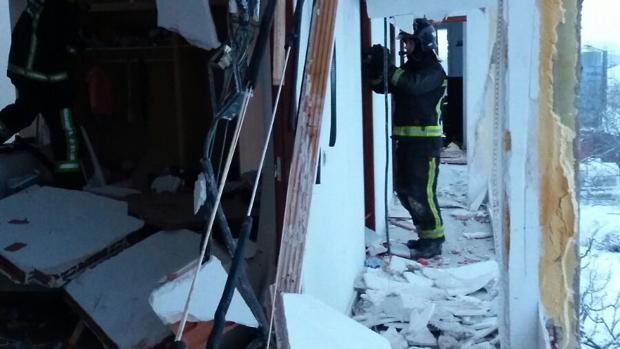 El piso quedó totalmente destrozado: no quedan en pie ni puertas, ni ventanas ni tabiques