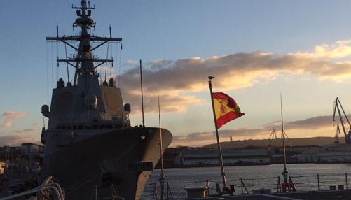 La fragata «Almirante Juan de Borbón», en su base de Ferrol