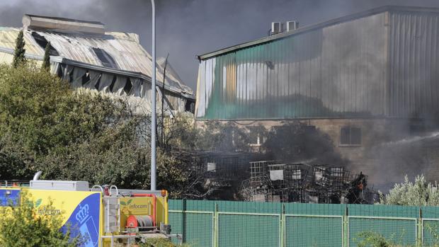 Imagen del incendio de la planta de residuos el pasado 26 de agosto en Chiloeches