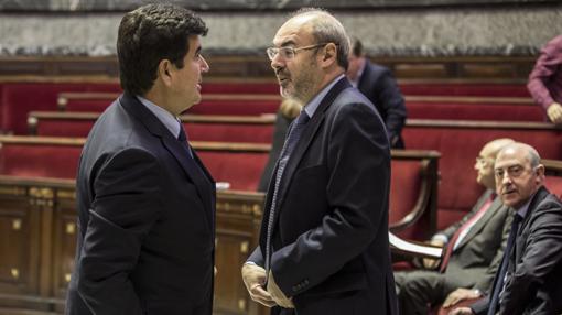 El portavoz de Ciudadanos, Fernando Giner, junto al del PP, Eusebio Monzó, este jueves