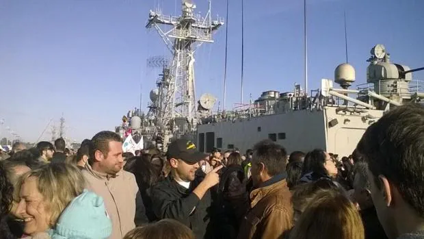 La fragata Navarra a su llegada al puerto de Rota tras 4 meses en aguas del Mediterráneo