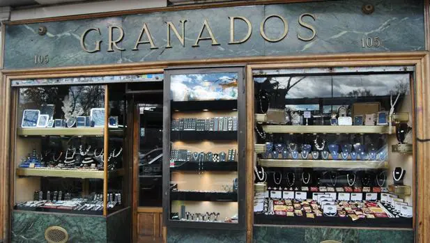 La joyería Granados se encuentra en el número 105 de la calle Alcalá
