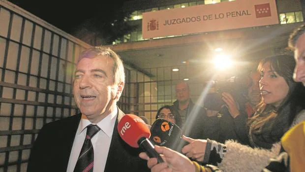 Ginés Jiménez Buendía, en 2013, a la salida de los juzgados de lo Penal en Madrid