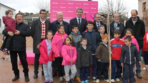 Participantes en la plantación en Cardiel de los Montes