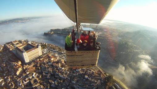 Un viaje en globo es una origional manera de celebrar el dia de los enamorados