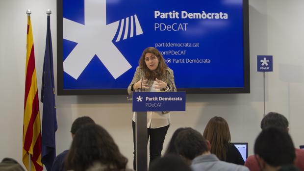 La portavoz del PDECat, Marta Pascal, durante unarueda de prensa