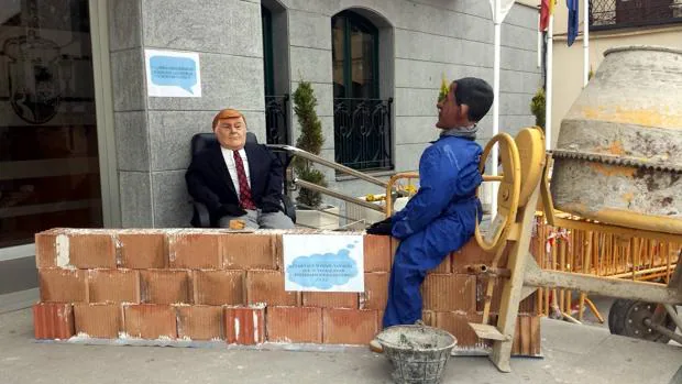 El presidente de Estados Unidos triunfa en el carnaval de Calzada de Calatrava