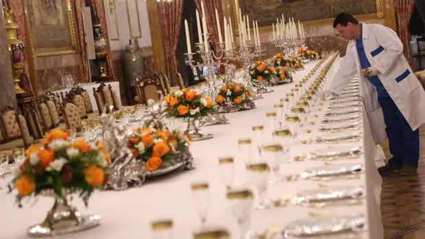 Así se prepara una cena de gala en el Palacio Real