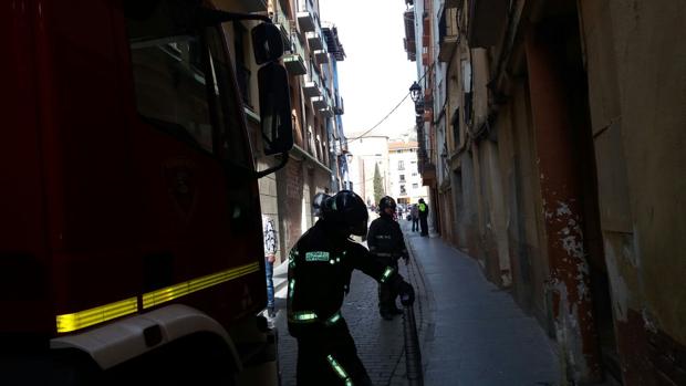 Los bomberos, en el lugar donde se ha producido la explosión